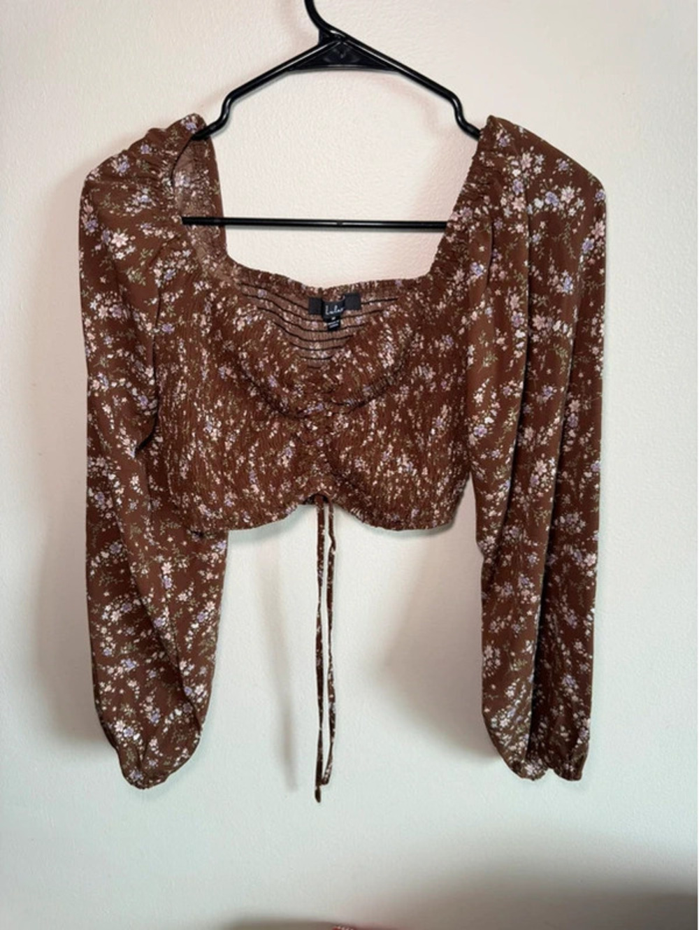 Lulu’s Brown Micro Floral Crop Top Scrunch Long Sleeve Blouse Size M PTP 18” GC